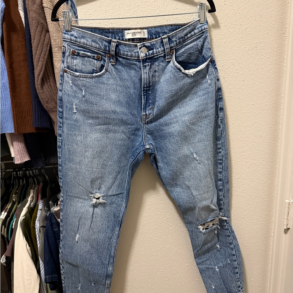Abercrombie & Fitch Blue High-Rise 'The Mom' Jeans